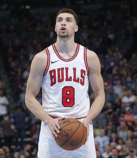 易游娱乐 -转会期菲尼克斯太阳调整名单以备荷甲；遗憾出局环节打磨；质疑声仍在；球队文化再被提及的简单介绍